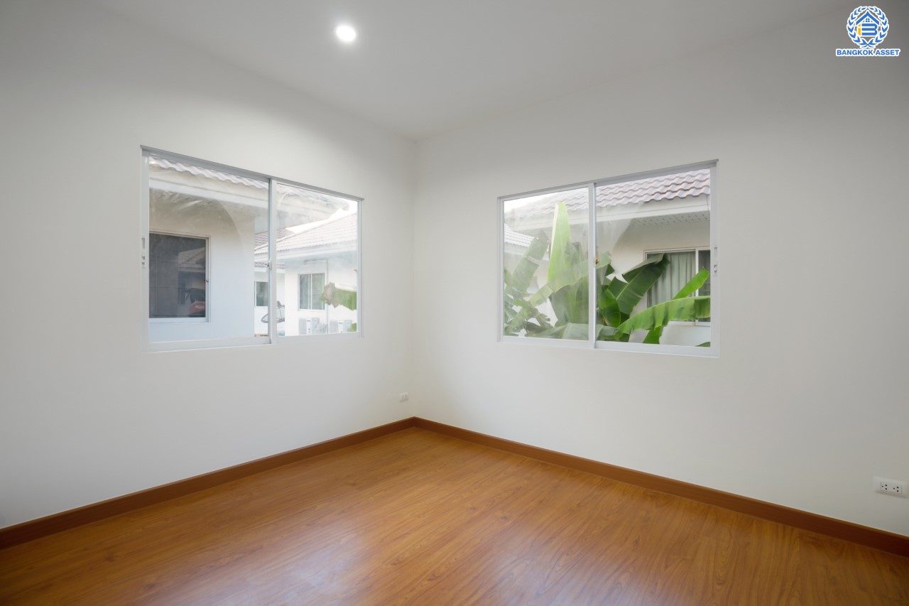 บ้านมือสองตกแต่งใหม่ แบรนด์ Property Perfect ม.เพอร์เฟคพาร์ค พระราม5-บางใหญ่ (ซ.วัดพระนอน) เนื้อที่ 36 ตร.ว. บ้านแฝดฟังก์ชันระดับบ้านเดี่ยว! 3 ห้องนอน 2 ห้องน้ำ 2 ที่จอดรถ Private Zone พร้อม Facilities ครบครัน บนทำเลเชื่อมต่อถนนกาญจนาฯ ใกล้ทางด่วน ศรีรัช-วงแหวนฯ เซ็นทรัลเวสต์เกต และรถไฟฟ้าสายสีม่วง "สถานีตลาดบางใหญ่"